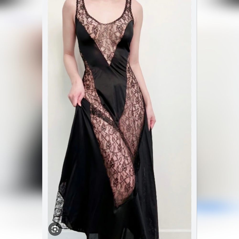 Petra‎ Fashions Vintage Nightie, Retro Nightgown, Intimate Lace Gown, Slip